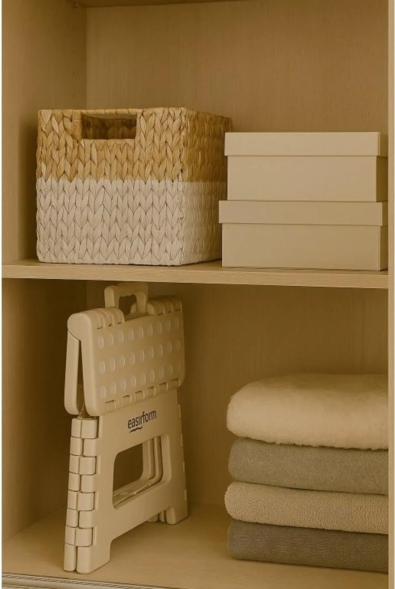 Klapphocker – Anti-Rutsch-Stuhl • 150 kg Belastbarkeit • 22 cm Höhe (Beige)